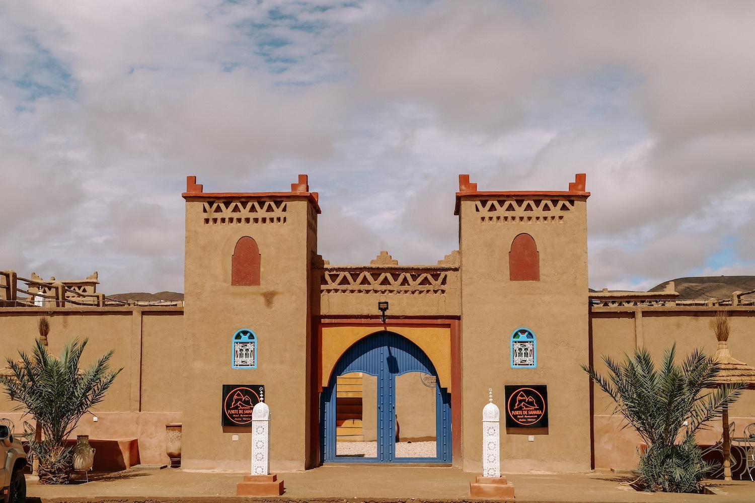 Porte De Sahara Ouzina Extérieur photo